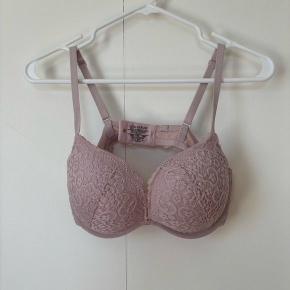 La Vie En Rose Other - ✨La Vie En Rose Pink Lace Bra Full Coverage✨